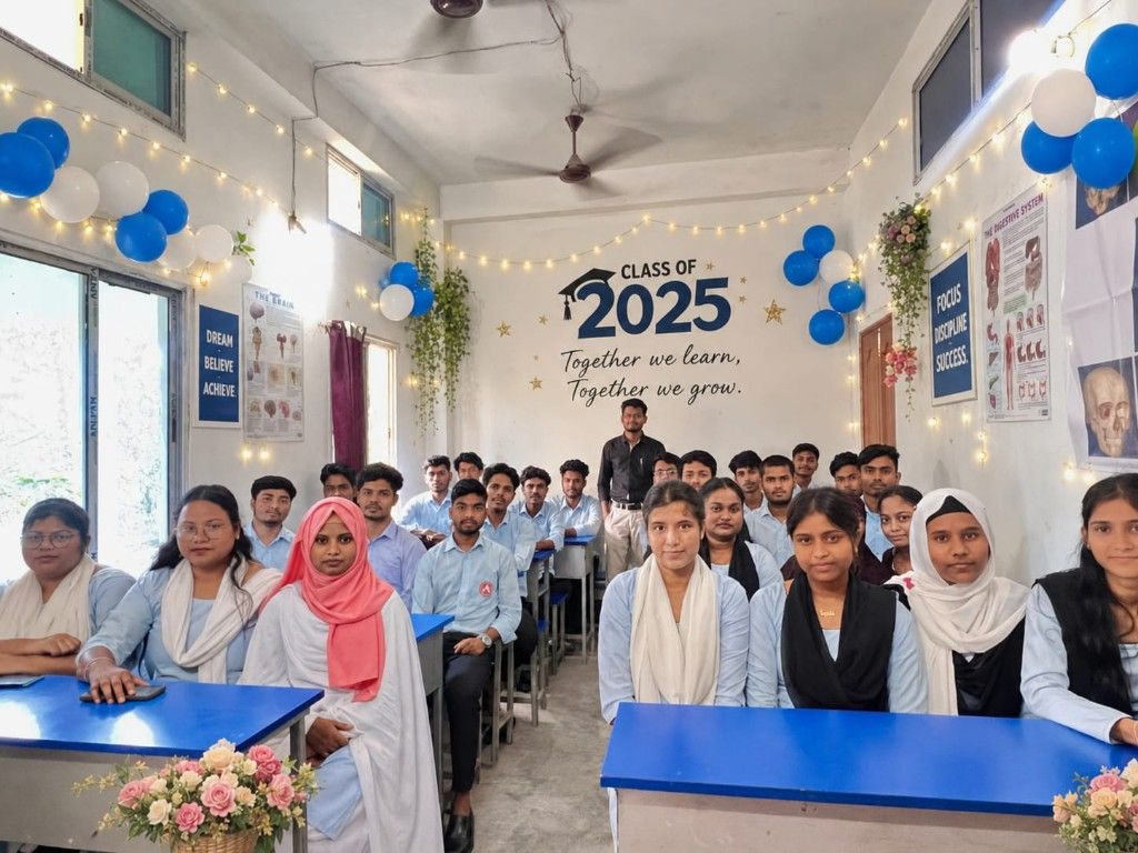 Class of 2025 students in decorated classroom